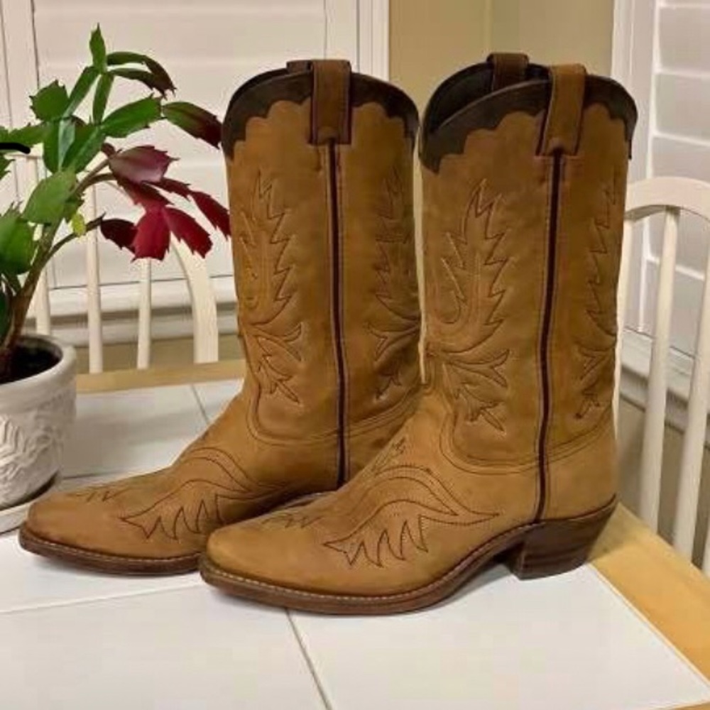Womens boots